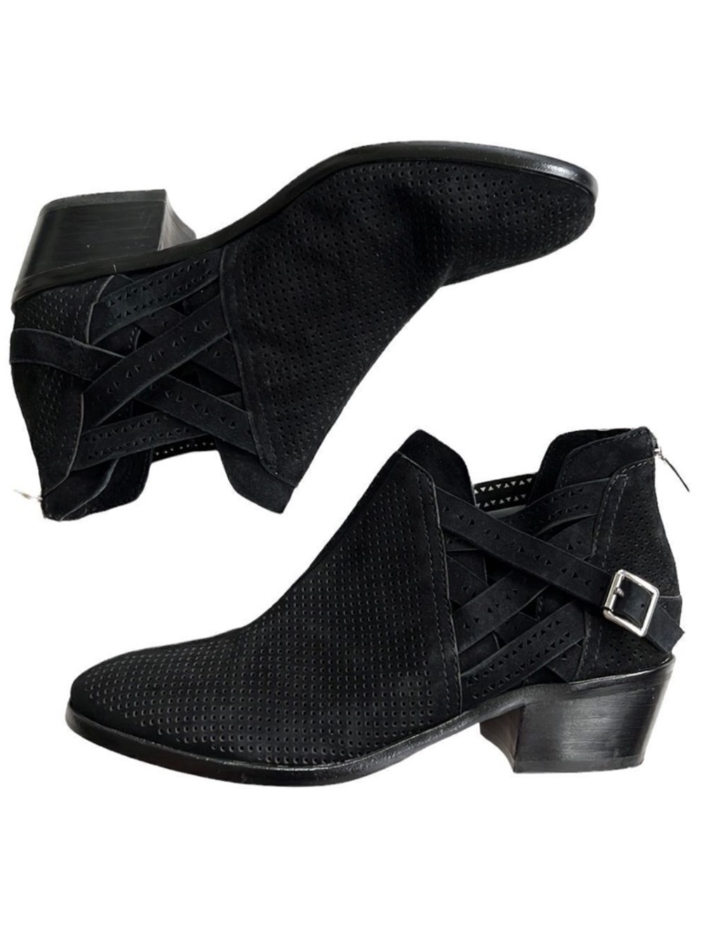 EUC Vince Camuto leather booties